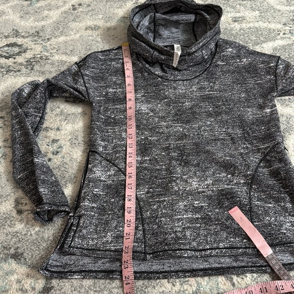 Lululemon Forever Endeavour Long Sleeve - Picture 7 of 10